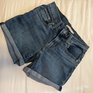 Levi’s mid length shorts